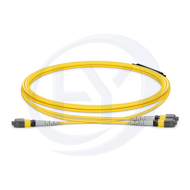 16F MTP® Trunk Cable 16F APC(Female)-2x8F APC(Female) G657A1 0.35dB Max LSZH Yellow Jacket